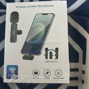Wireless Lavalier Microphone for Smartphones - Black
